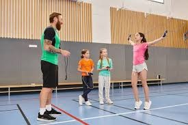 面对全押（All-in）时的呼吸管理：如何不让身体反应暴露你的真实牌力。（全押局面下的呼吸控制：防止身体语言泄露你的手牌强弱）